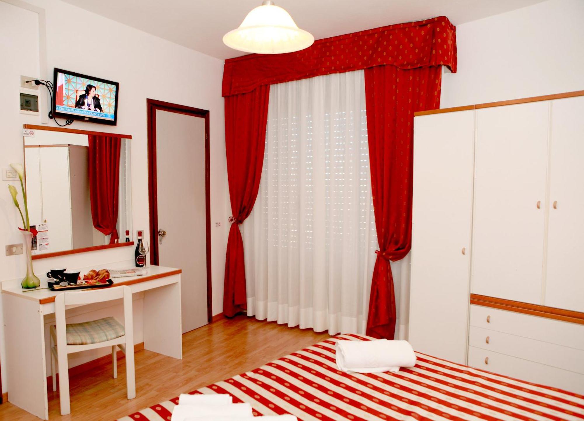 Hotel American Lido di Jesolo Exteriör bild